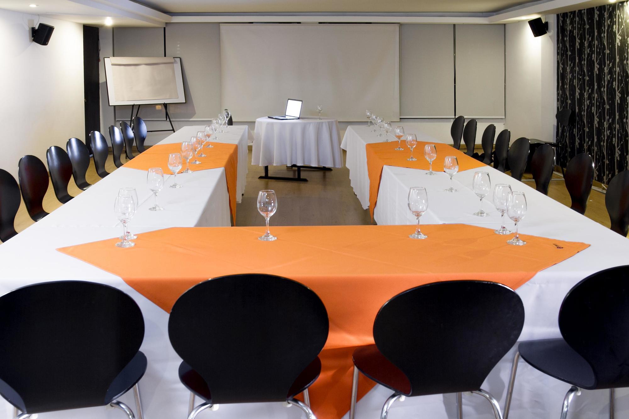 בוגוטה Hotel L'Etoile Javeriana מראה חיצוני תמונה